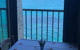Pied-A-Terre Sul Mare